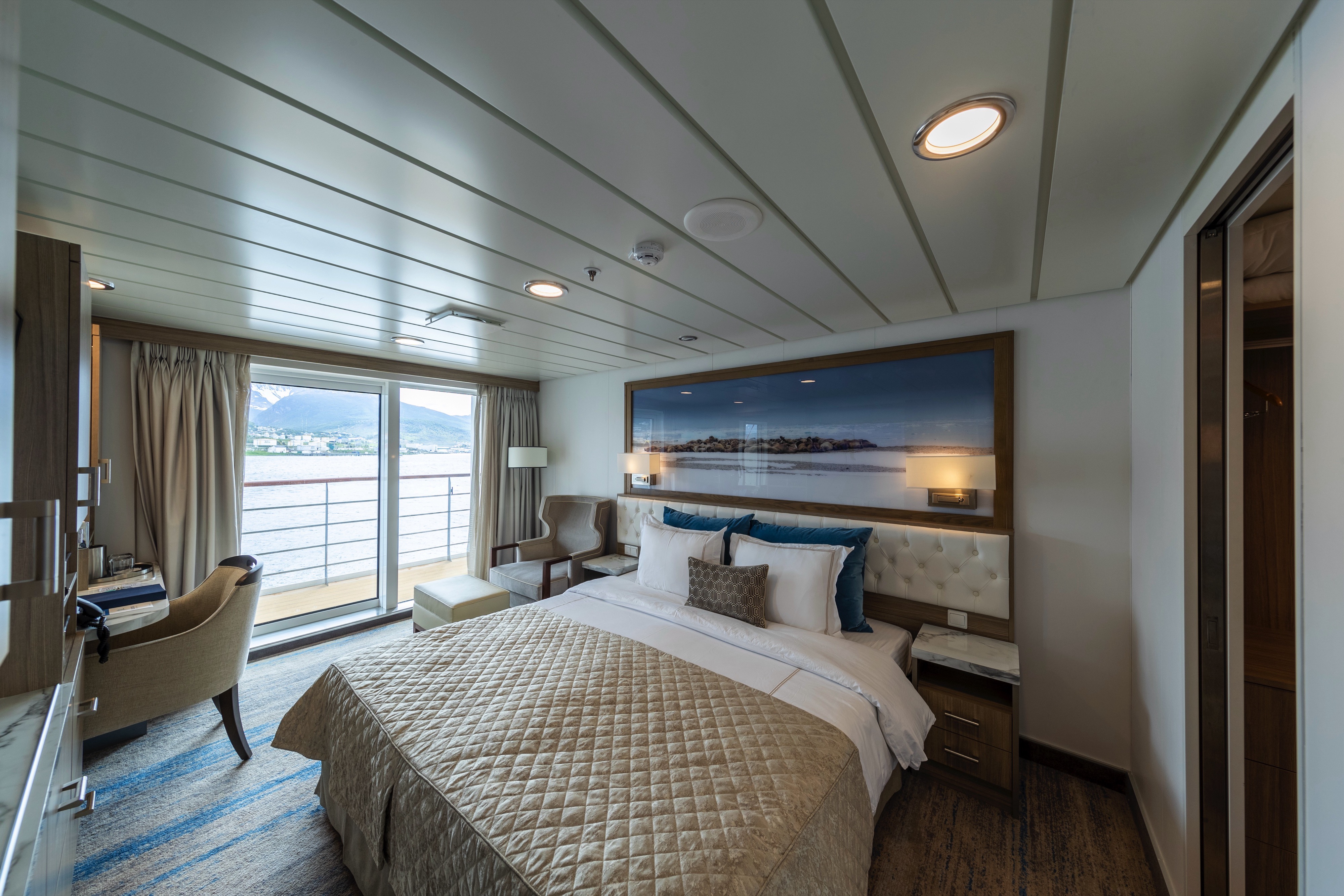 Captain's Suite